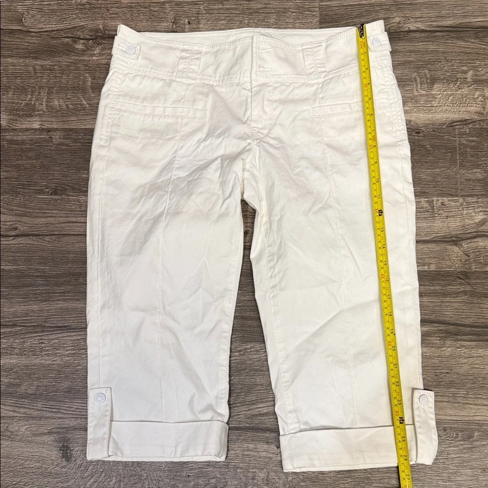 7 For All Mankind White Women's Shorts